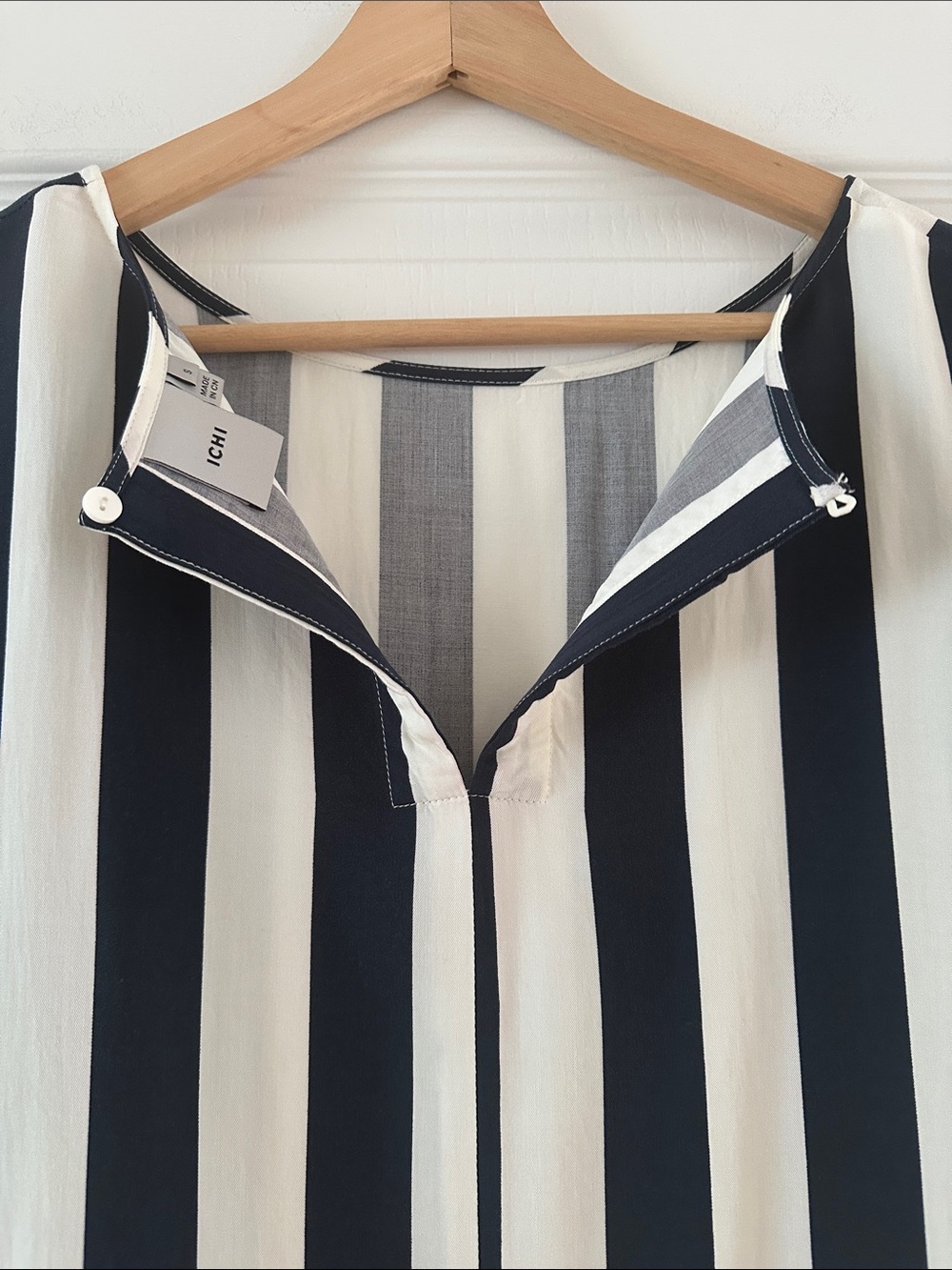 ICHI Navy & White Vertical Stripe Blouse | Size Small - Picture 8 of 10